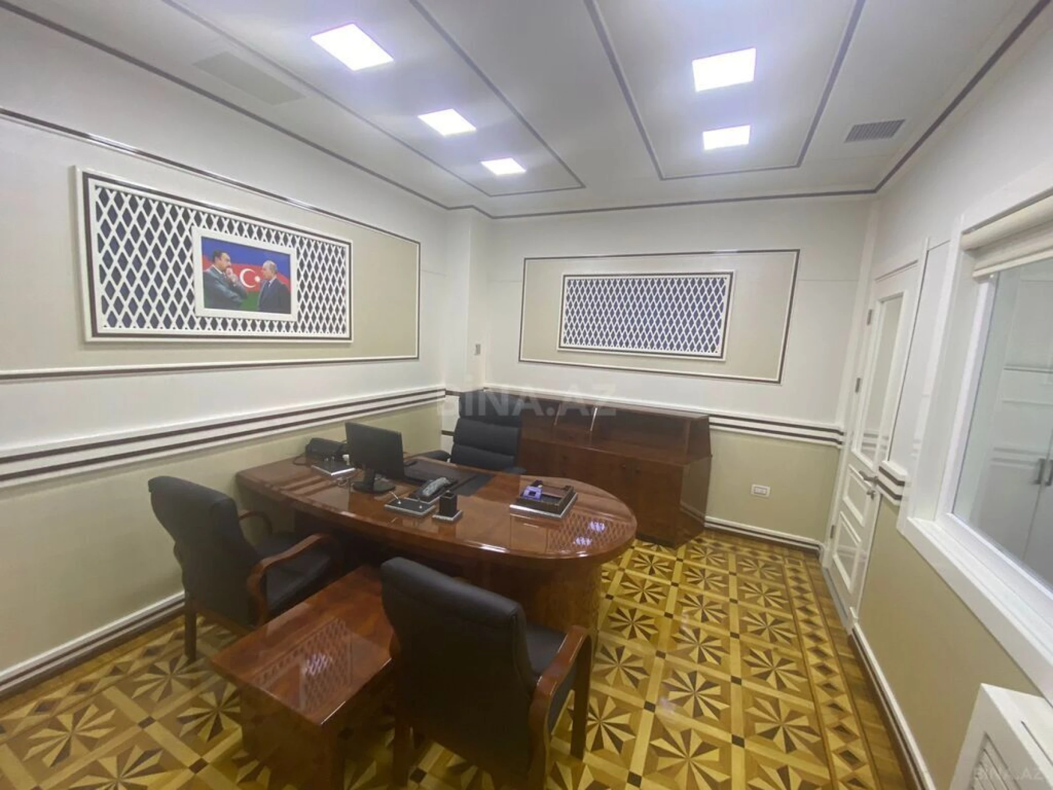 Kirayə verilir 5 otaqlı ofis 300 m²