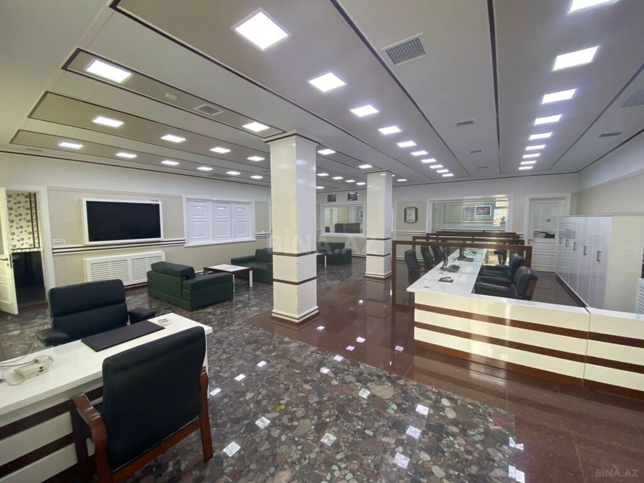 Kirayə verilir 5 otaqlı ofis 300 m²