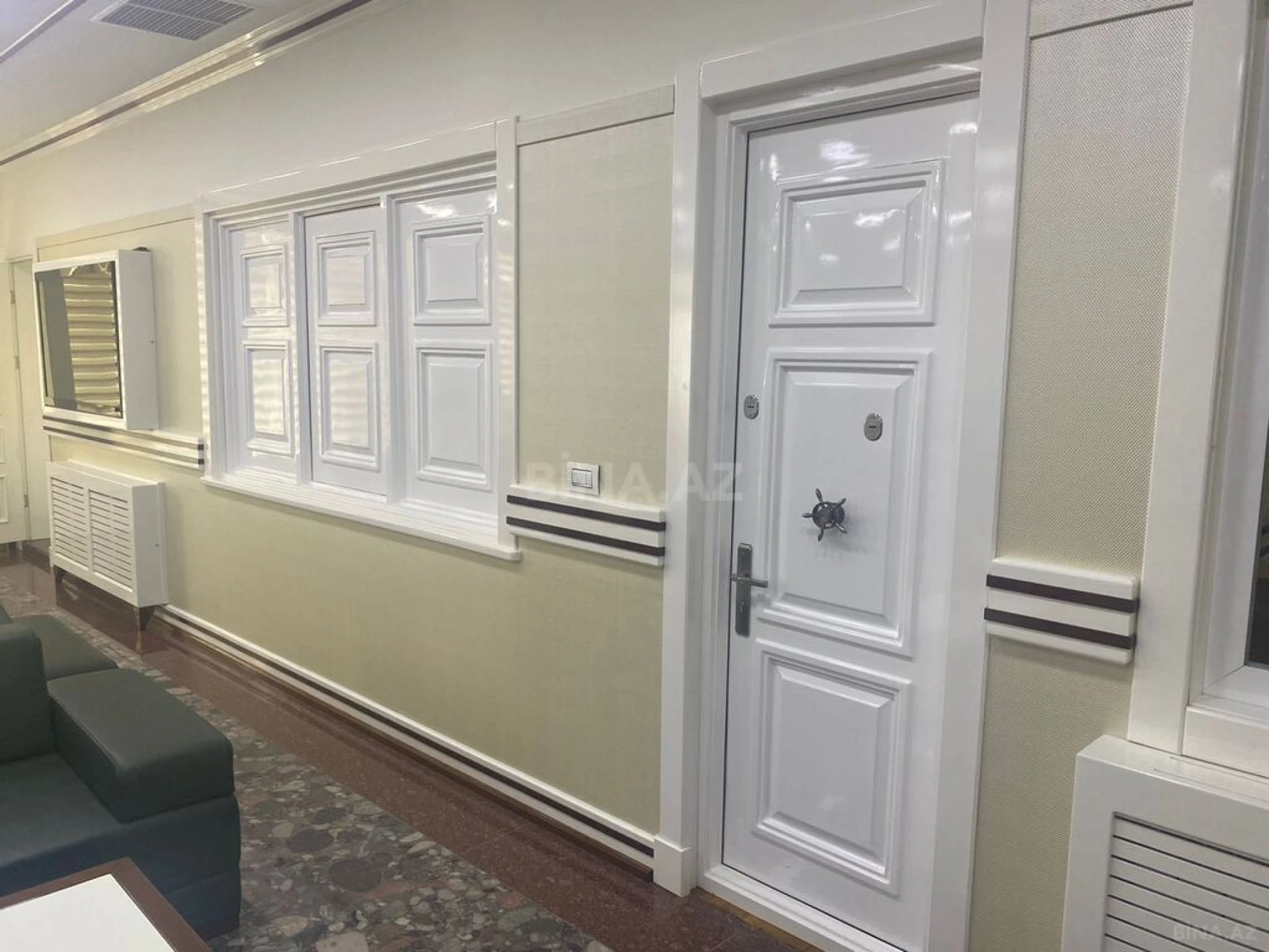 Kirayə verilir 5 otaqlı ofis 300 m²