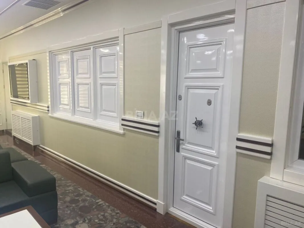 Kirayə verilir 5 otaqlı ofis 300 m²