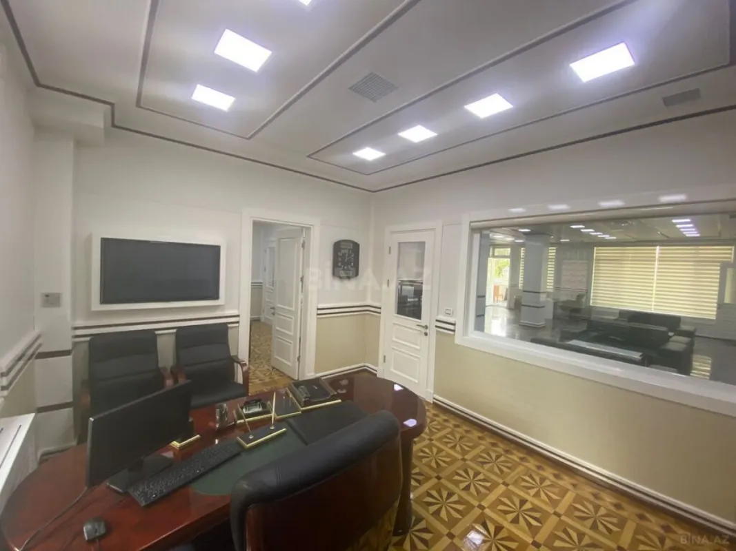 Kirayə verilir 5 otaqlı ofis 300 m²