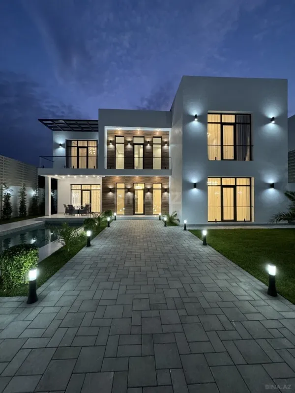 Satılır 4 otaqlı həyət evi 300 m²