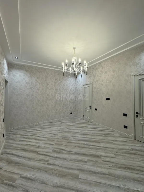 Satılır 4 otaqlı həyət evi 300 m²