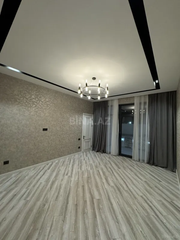 Satılır 4 otaqlı həyət evi 300 m²