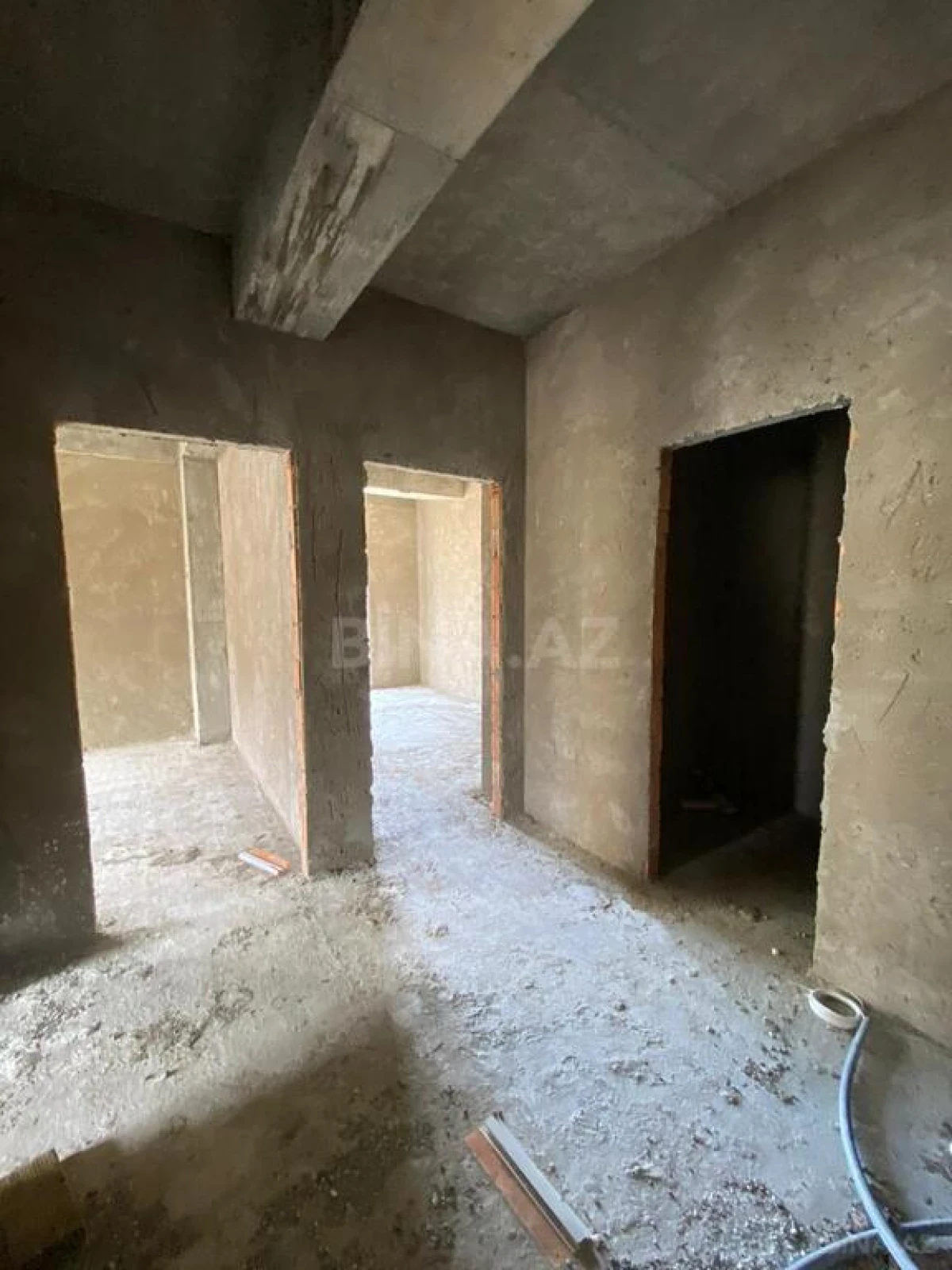 Satılır 3 otaqlı mənzil 106 m²