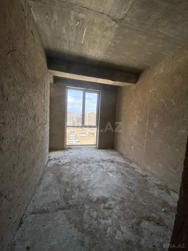 Satılır 3 otaqlı mənzil 106 m²