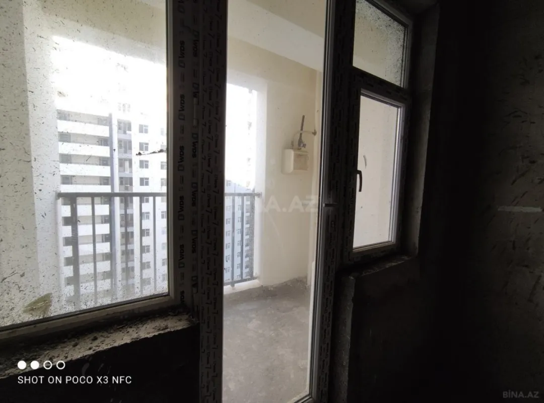 Satılır 3 otaqlı mənzil 110 m²