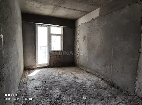 Satılır 3 otaqlı mənzil 110 m²