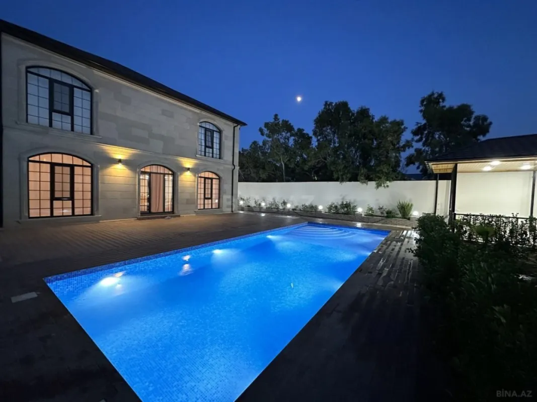 Satılır 7 otaqlı həyət evi 340 m²