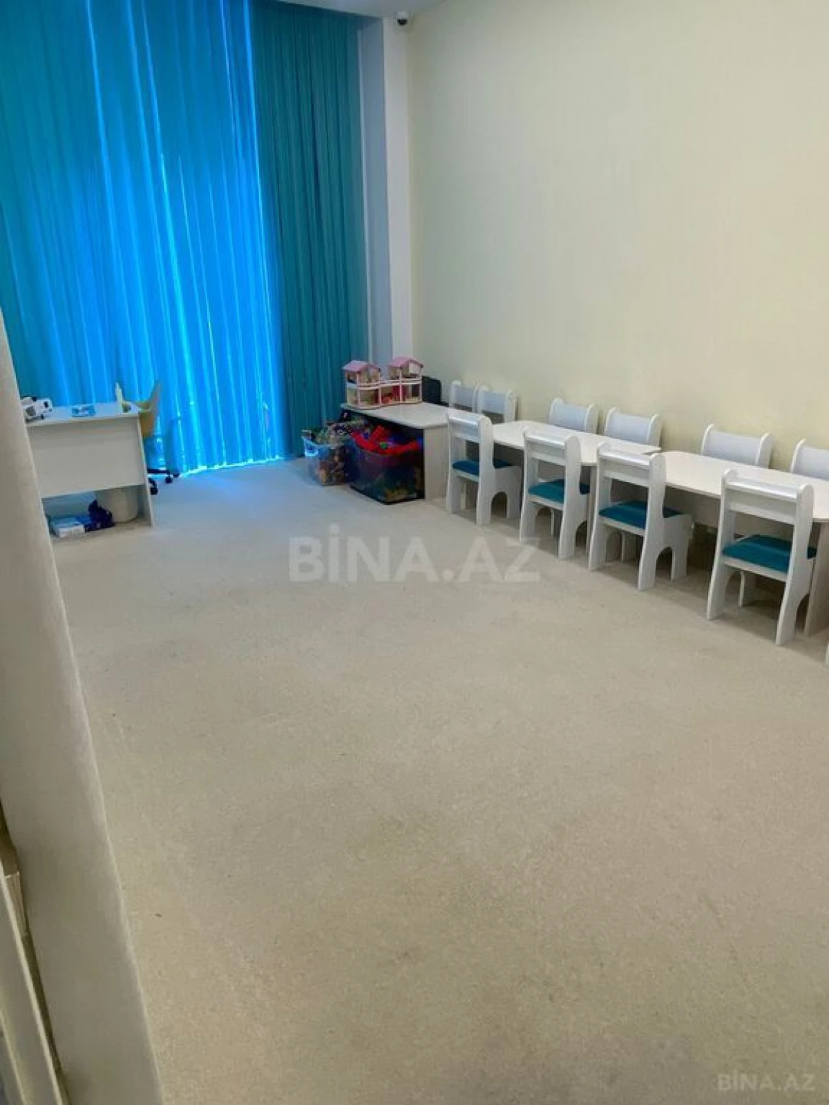 Satılır obyekt 200 m²