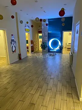 Satılır obyekt 200 m² — Bakı, İnşaatçılar 200.00 m²