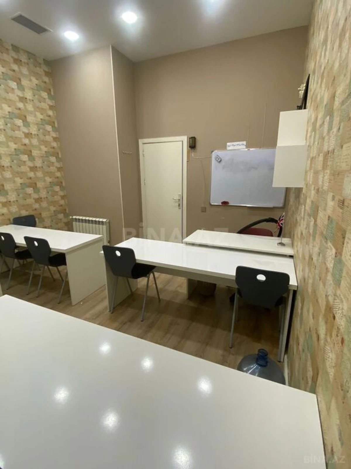 Satılır obyekt 200 m²