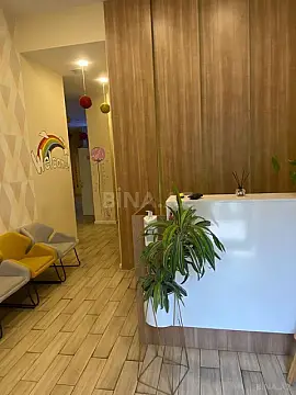 Satılır obyekt 200 m²