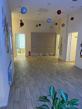 Satılır obyekt 200 m²