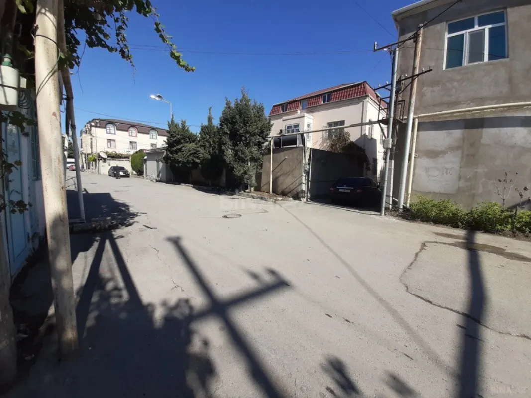 Satılır 4 otaqlı həyət evi 100 m²
