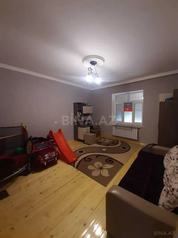 Satılır 4 otaqlı həyət evi 100 m²