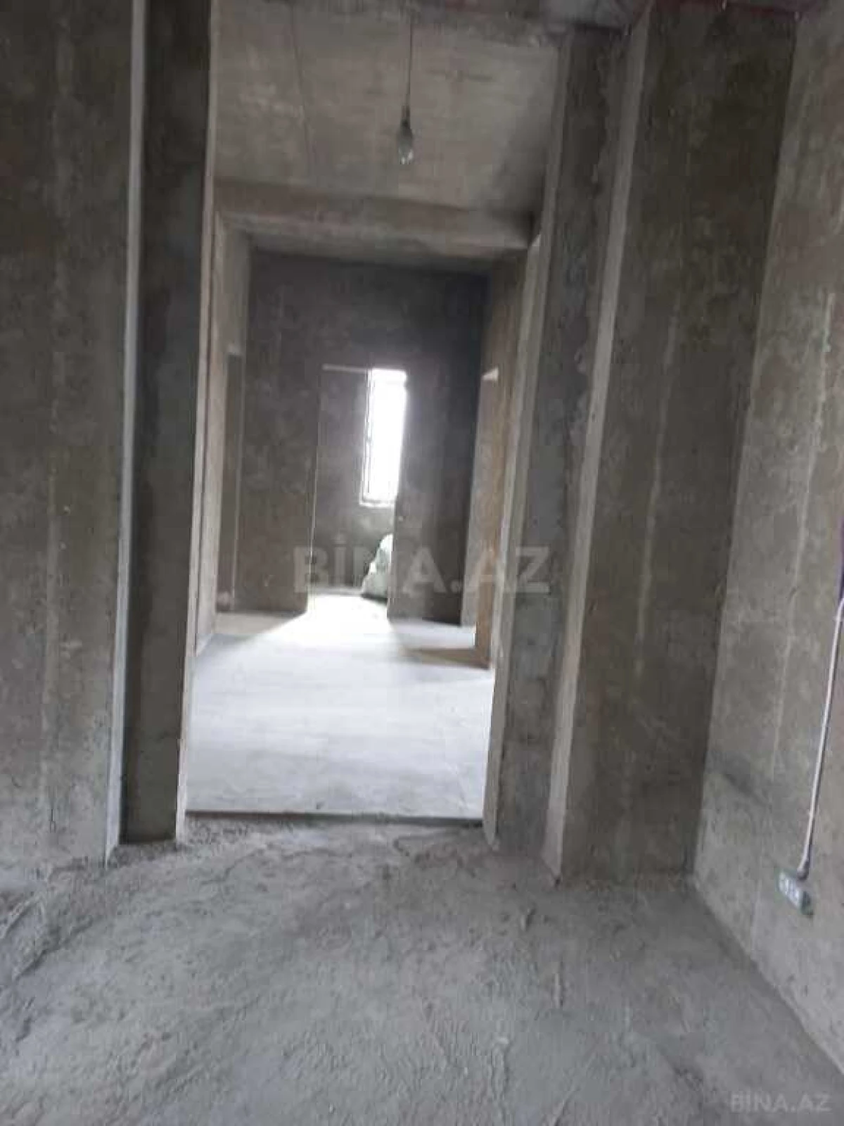 Satılır 6 otaqlı həyət evi 378 m²