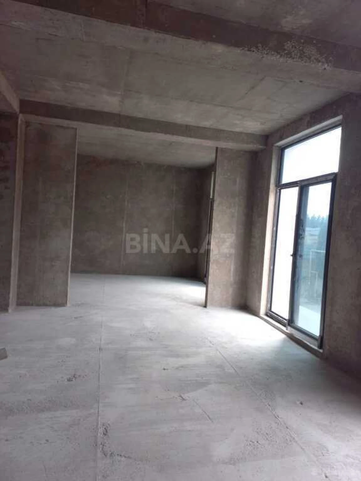 Satılır 6 otaqlı həyət evi 378 m²