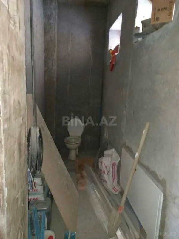 Satılır 6 otaqlı həyət evi 378 m²