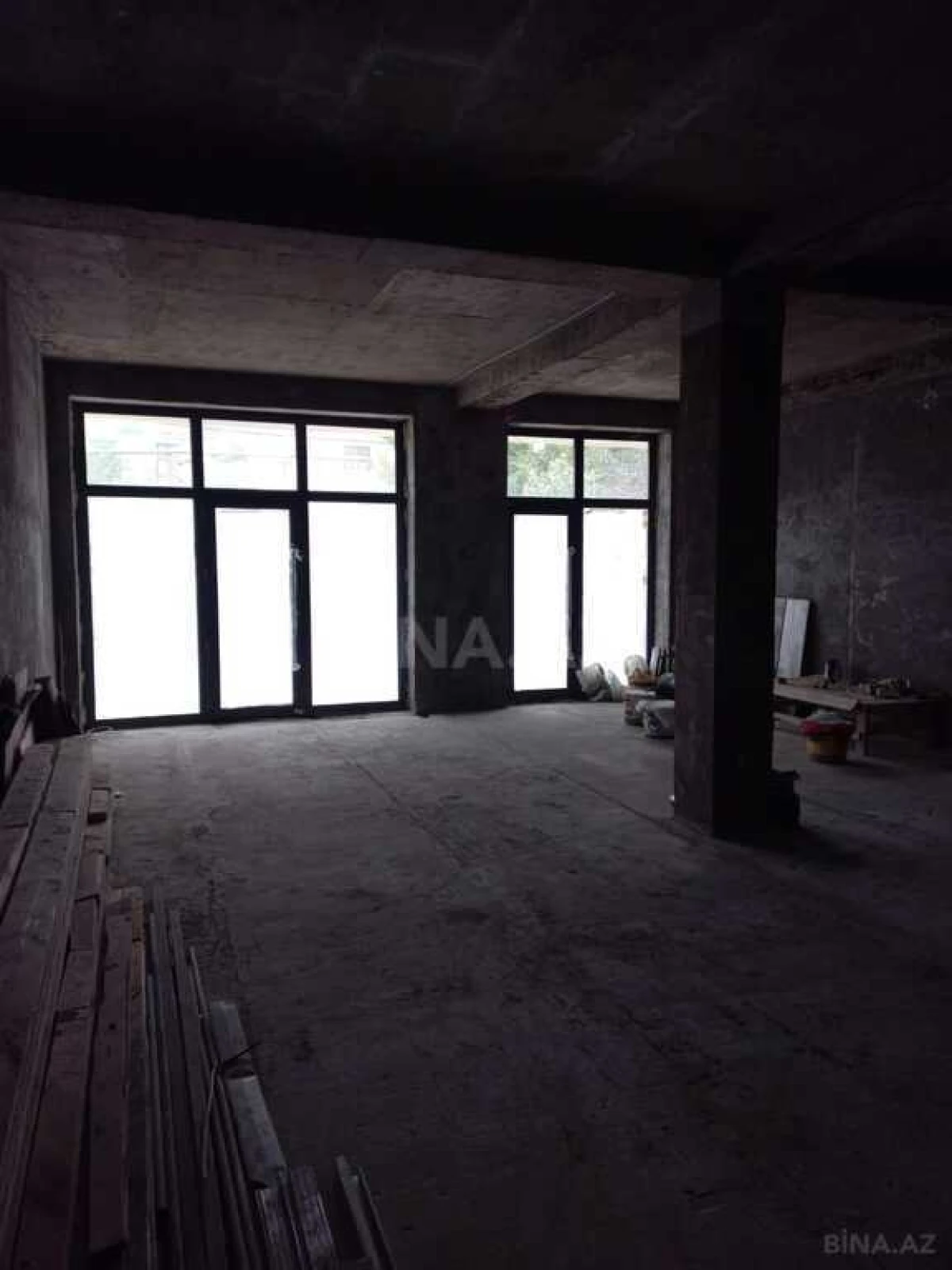 Satılır 6 otaqlı həyət evi 378 m²