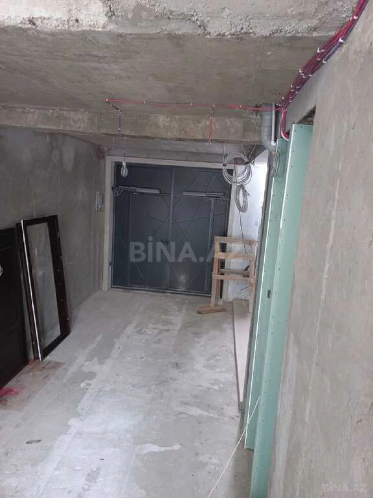 Satılır 6 otaqlı həyət evi 378 m²