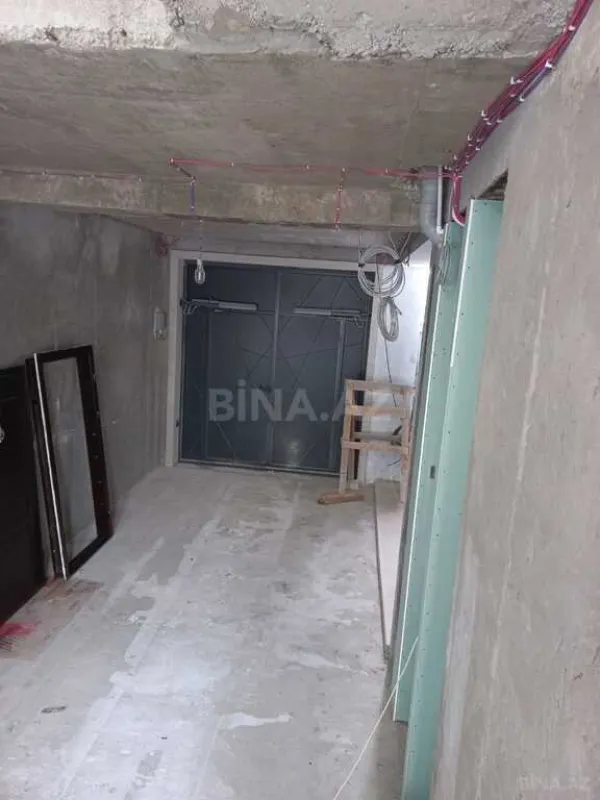 Satılır 6 otaqlı həyət evi 378 m²