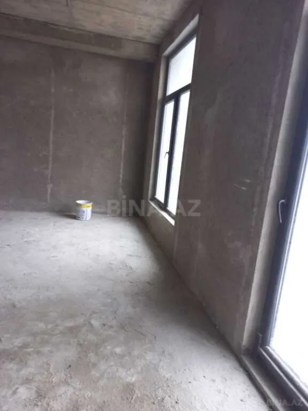 Satılır 6 otaqlı həyət evi 378 m²