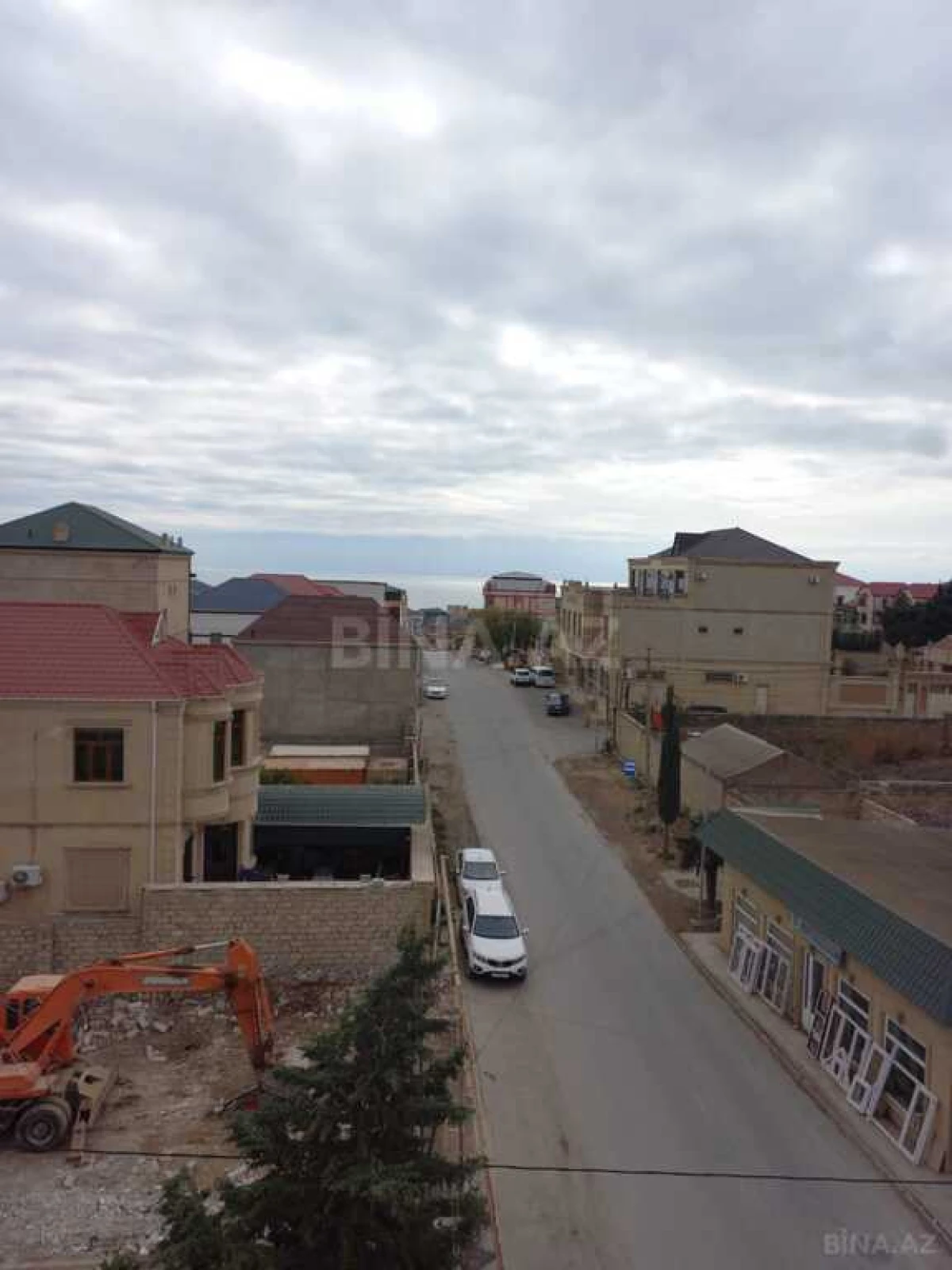 Satılır 6 otaqlı həyət evi 378 m²