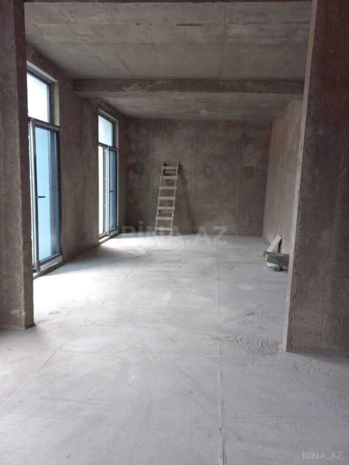 Satılır 6 otaqlı həyət evi 378 m²