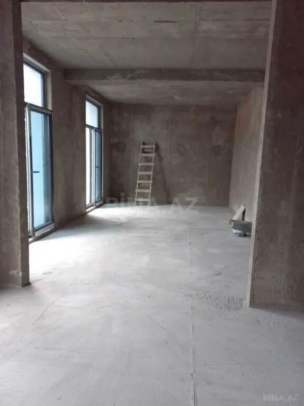 Satılır 6 otaqlı həyət evi 378 m²