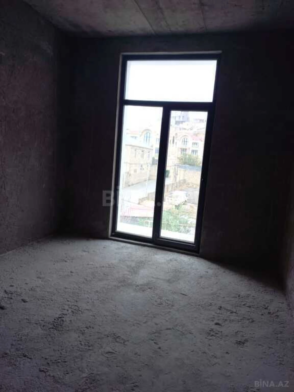 Satılır 6 otaqlı həyət evi 378 m²