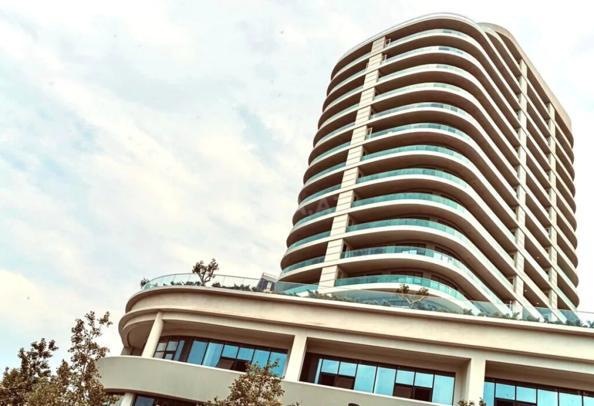 Satılır obyekt 275 m²