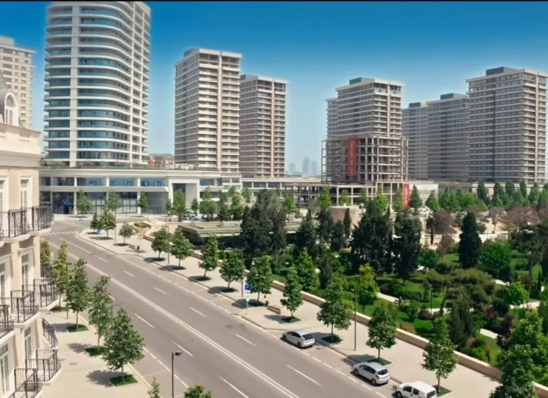 Satılır obyekt 275 m²
