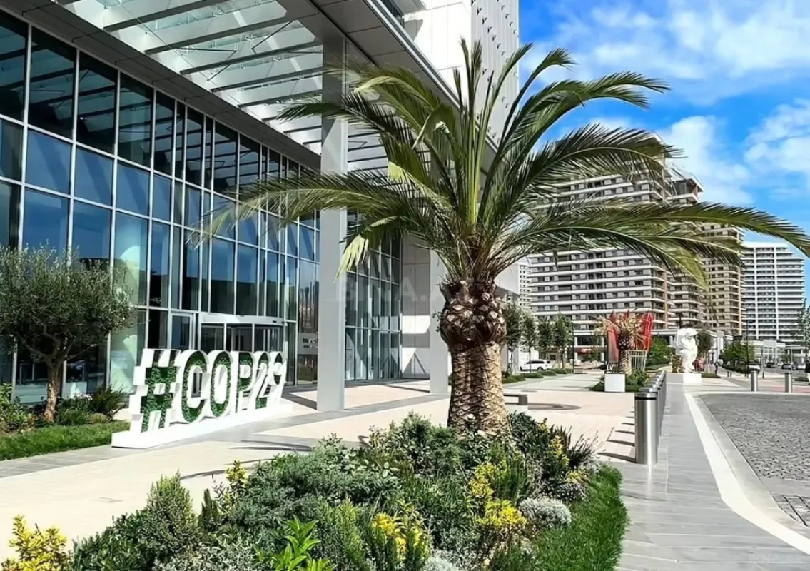 Satılır obyekt 275 m²