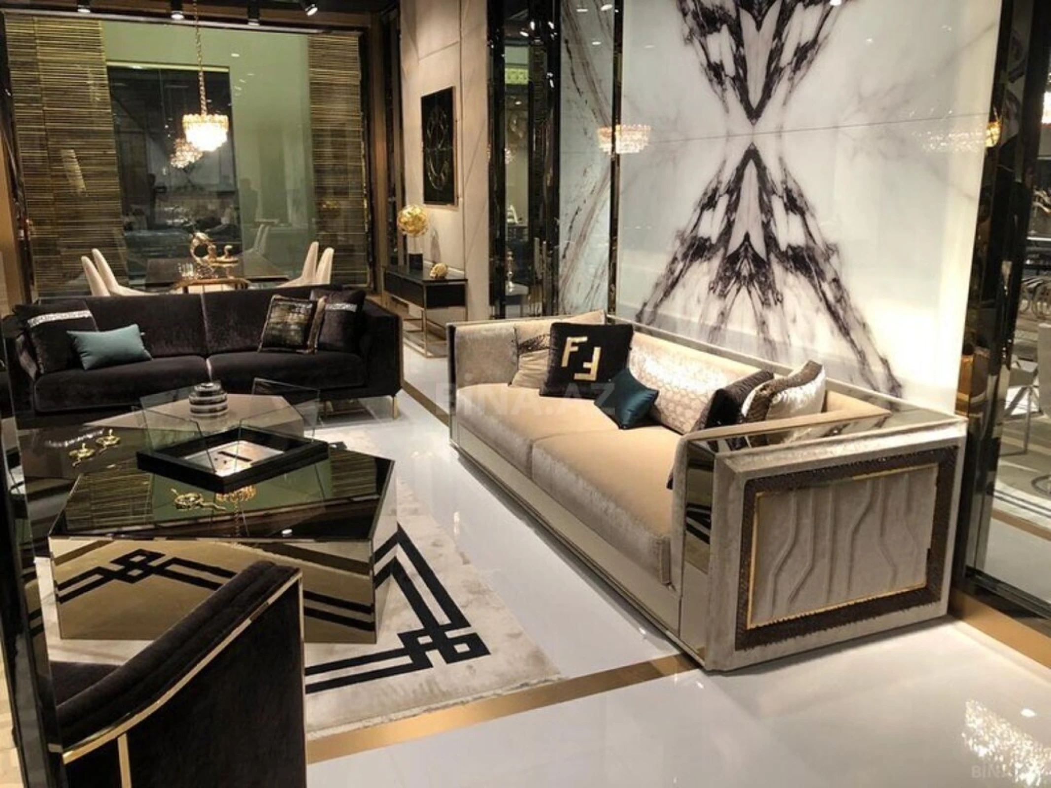 Satılır obyekt 275 m²