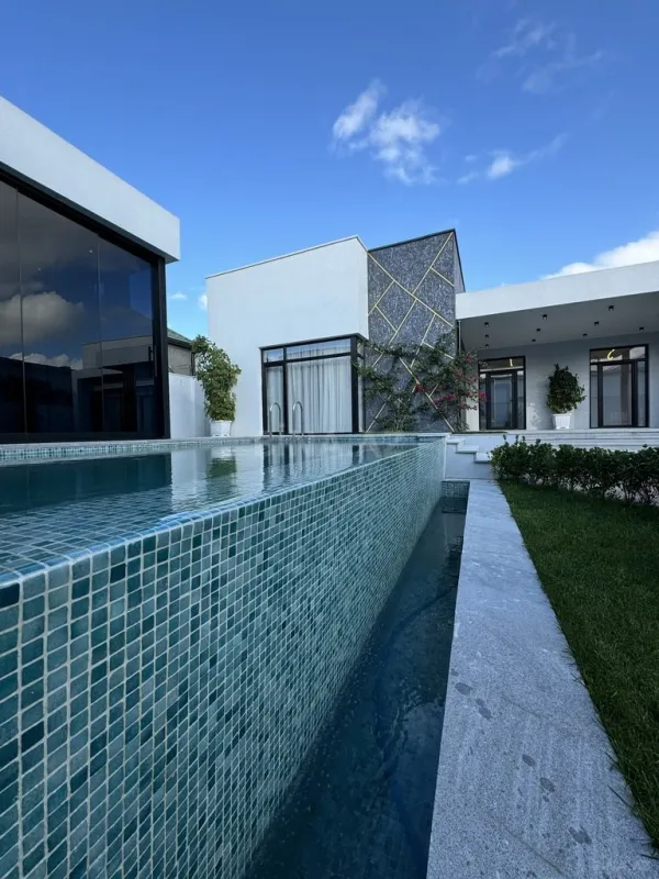 Satılır 4 otaqlı həyət evi 220 m²