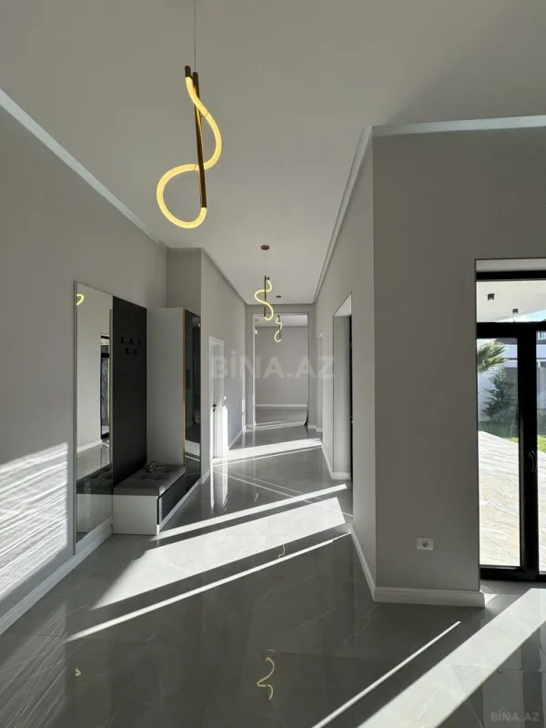 Satılır 4 otaqlı həyət evi 220 m²