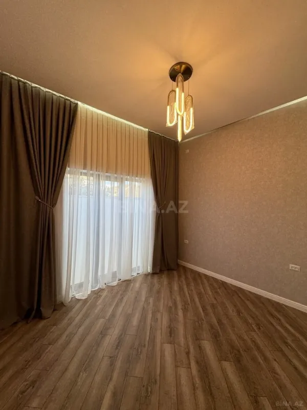 Satılır 4 otaqlı həyət evi 220 m²