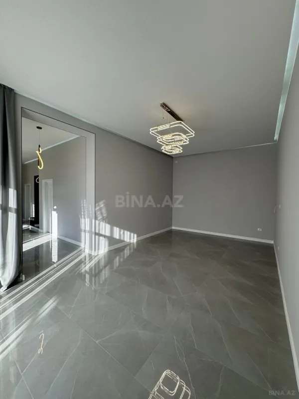 Satılır 4 otaqlı həyət evi 220 m²