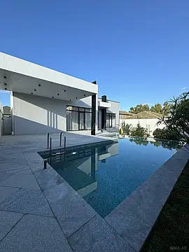 Satılır 4 otaqlı həyət evi 140 m²