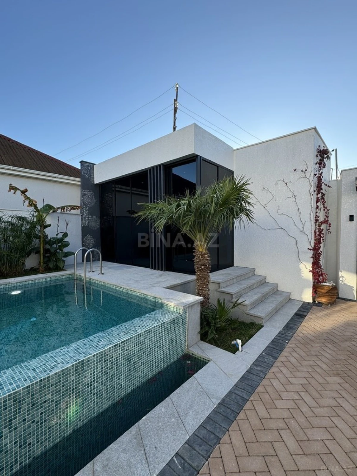 Satılır 4 otaqlı həyət evi 220 m²