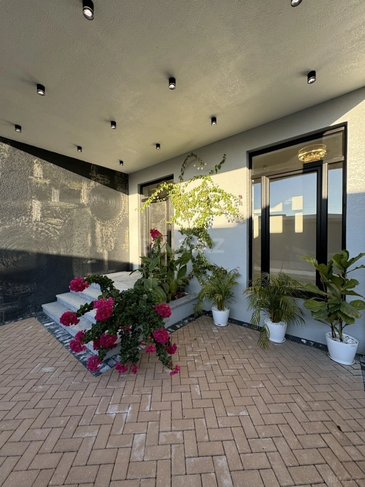 Satılır 4 otaqlı həyət evi 220 m²