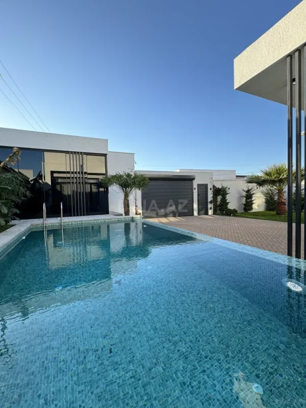 Satılır 4 otaqlı həyət evi 220 m²