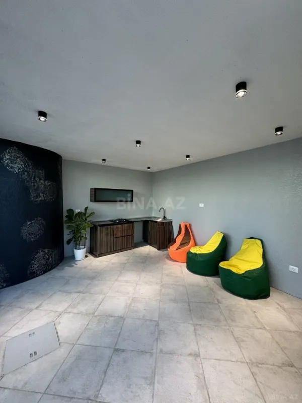 Satılır 4 otaqlı həyət evi 220 m²