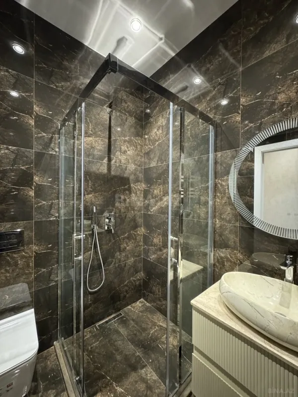 Satılır 4 otaqlı həyət evi 220 m²