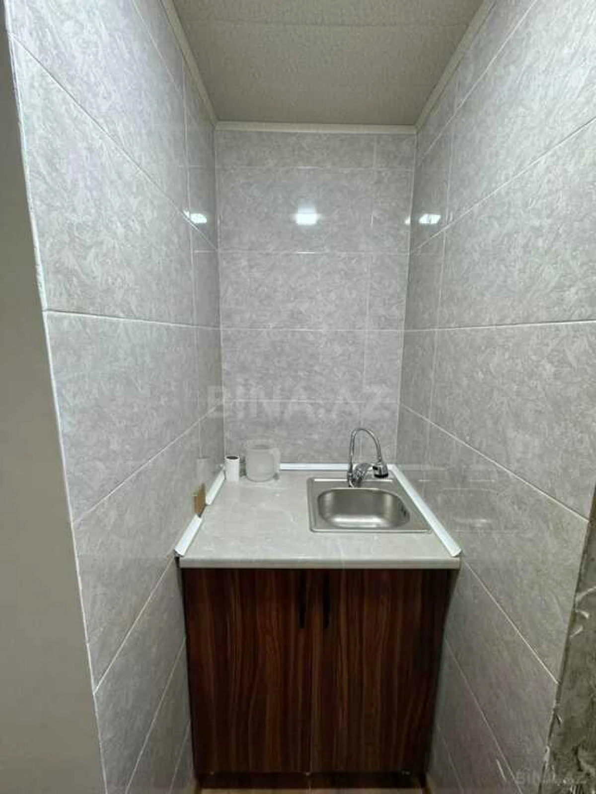 Satılır 9 otaqlı həyət evi 220 m²