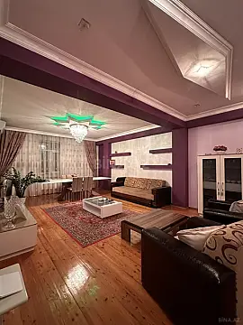 Satılır 2 otaqlı mənzil 76 m²