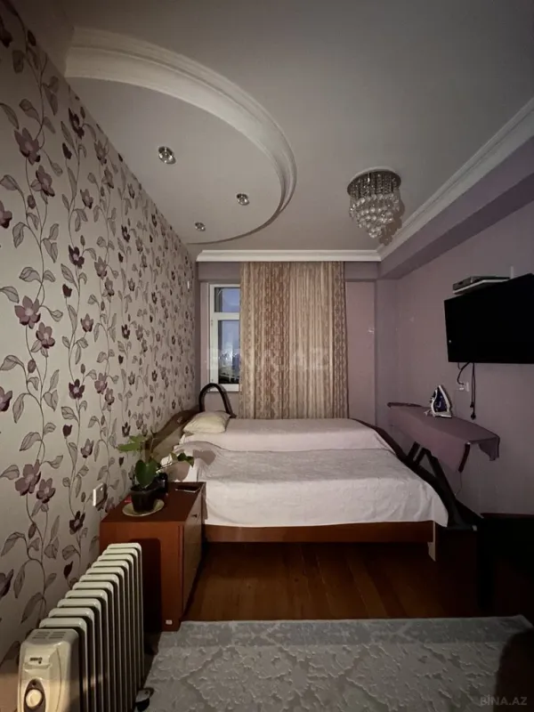 Satılır 2 otaqlı mənzil 76 m²