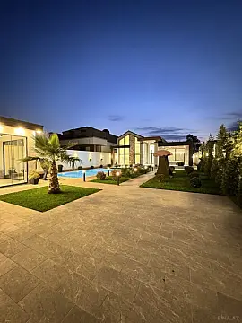 Satılır 4 otaqlı həyət evi 220 m²