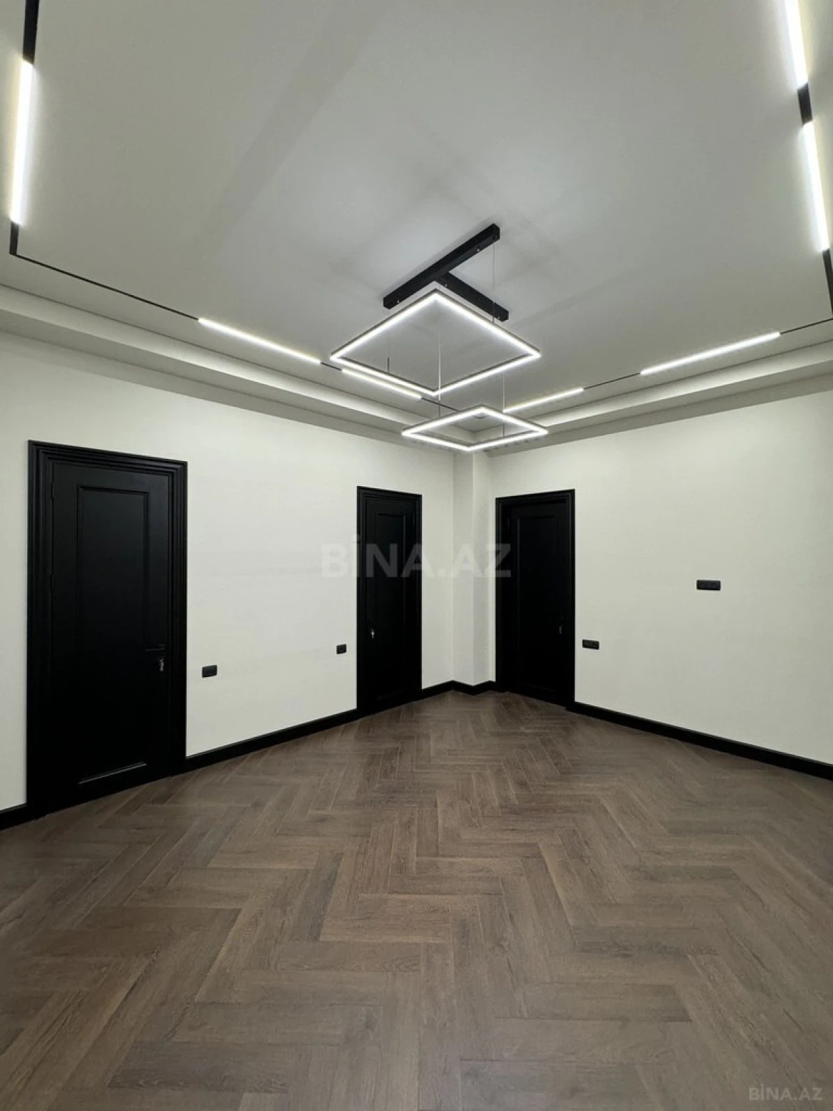 Satılır 4 otaqlı həyət evi 220 m²
